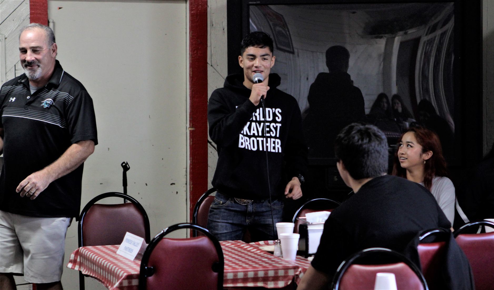 120919RoundTable09.JPG